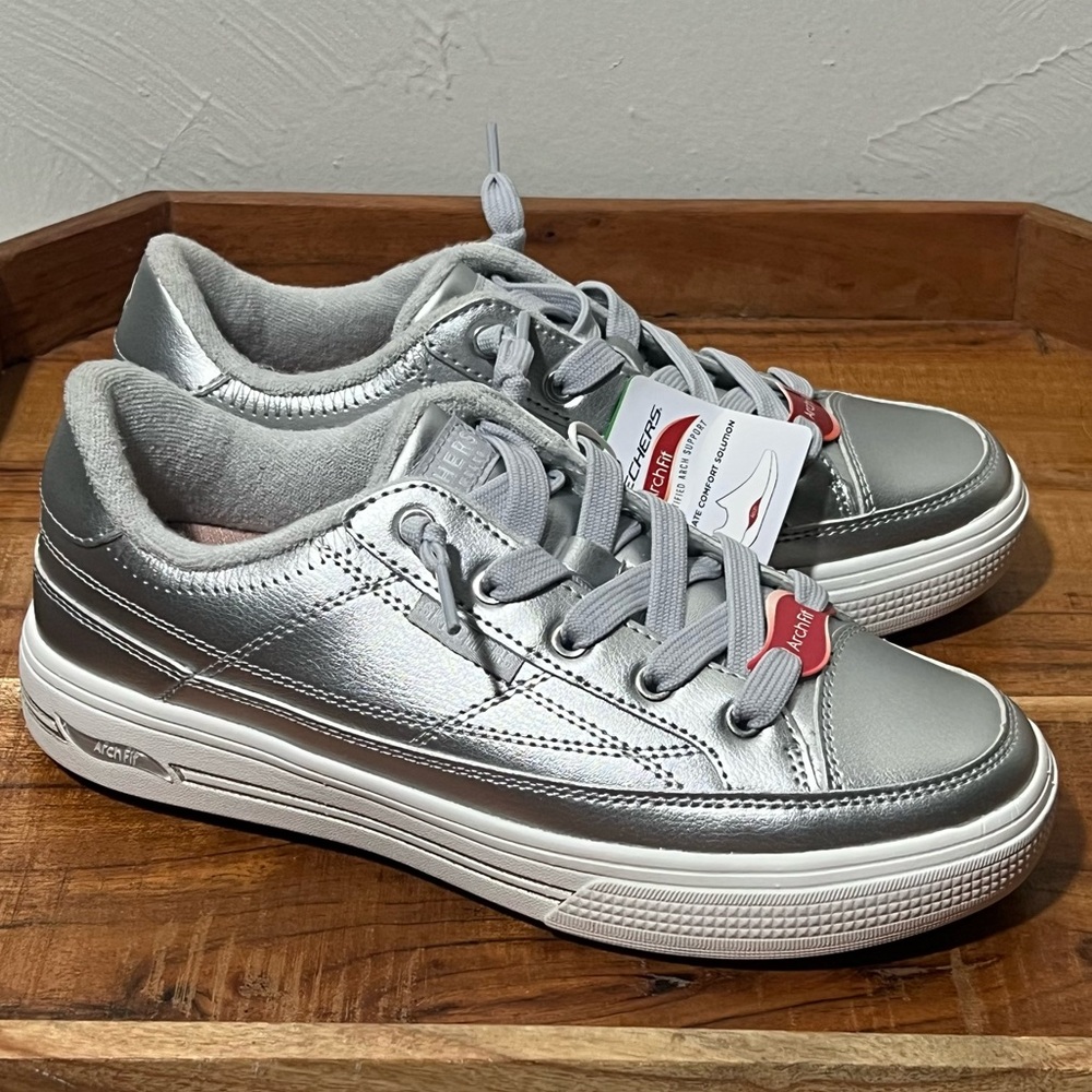 Skechers Women's Metallic Silver Lace-Up Platform Sneakers